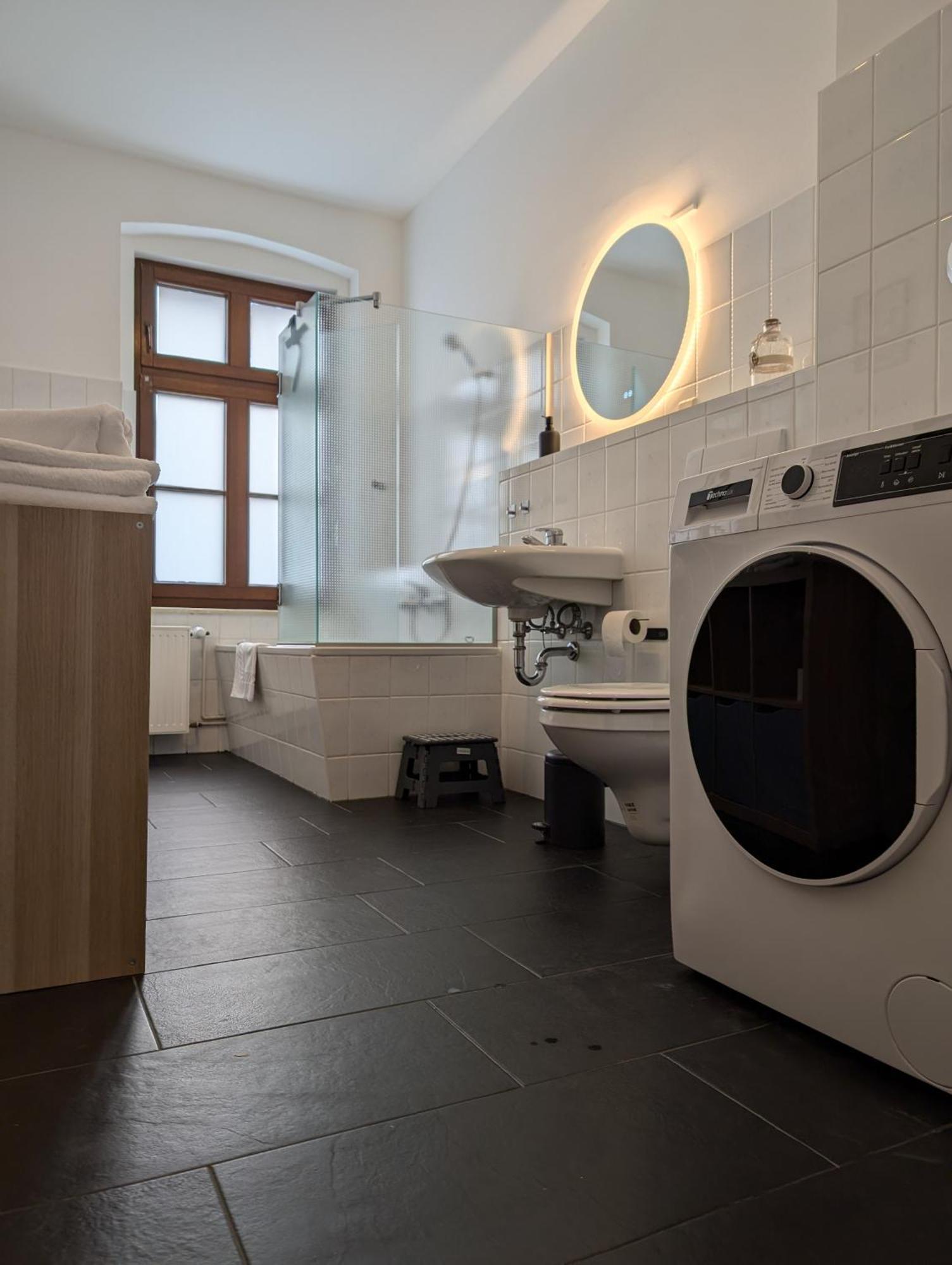 Sir Tobis Apartments - Sonnenhof - Zentrumsnah - Modern Гёрлиц Экстерьер фото